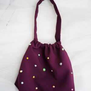 Bombonera lisa personalizable con apliques